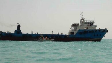 الحرس الثوري الايراني يحتجز سفينة تهرب الوقود في الخليج الفارسي
