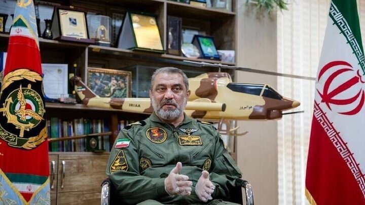 قائد الطيران في الجيش الايراني: تصنيع المروحيات على جدول الأعمال