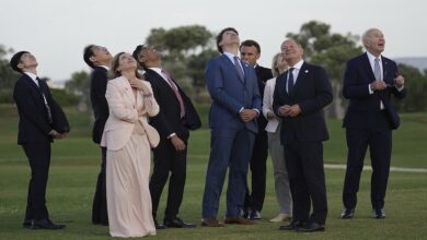 "سلوك غريب" لبايدن خلال قمة G7